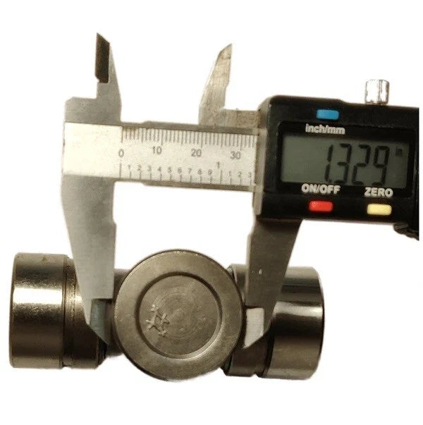 U-Joint for Mercruiser Bravo (Replaces: 862132T)