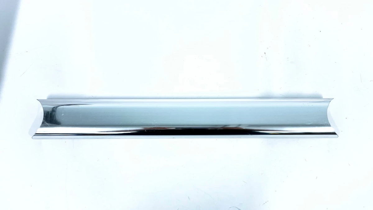 E-Tec Marine Products, Aluminum Oval Tube for Step Tread, 2 1/2in Connection
