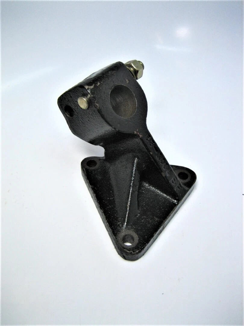 Marine Power 53-1004 * Left-Hand 3-Point Front Engine Mount for 305 350 454